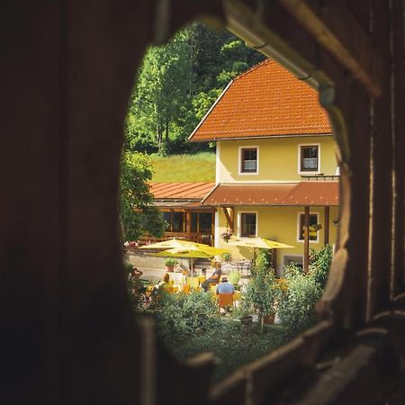 Berggasthof Karlbauer Lendorf ภายนอก รูปภาพ